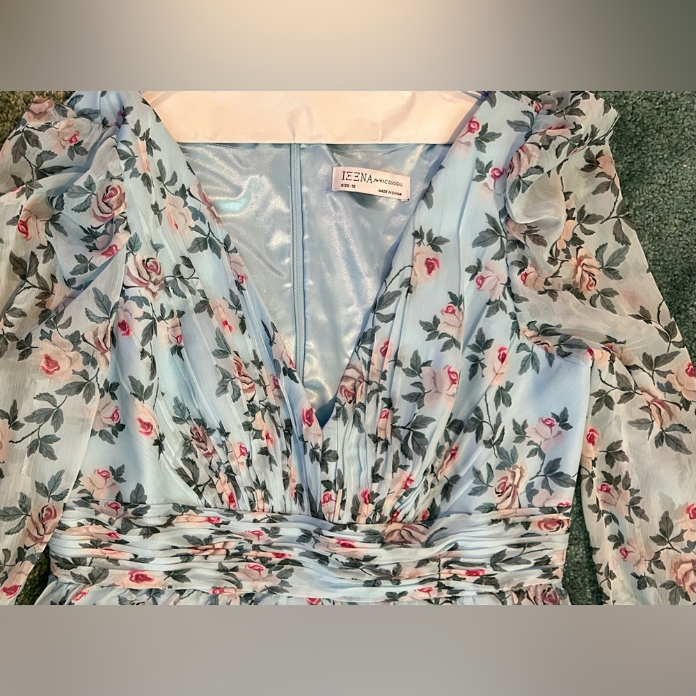 Women’s Mac Duggal Floral Long Sleeve Tiered Gown - Size 12